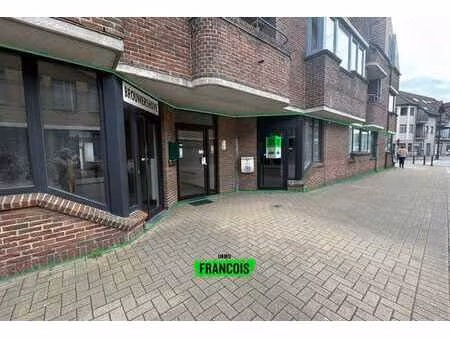 bien commercial offrant de nombreuses possibilités dans un …