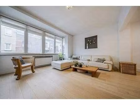 maison bel-étage 4 ch + garage cour/jardin