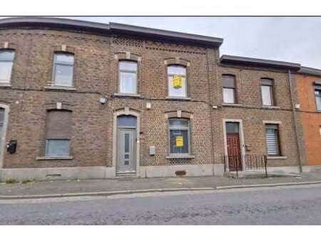 charmante maison unifamiliale récemment rénovée.