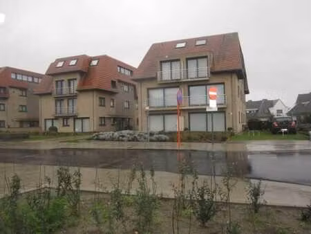 box de garage à louer