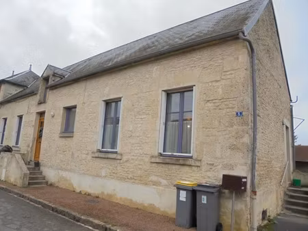 location maison 4 pièces 80 m² à festieux (02840)  750 €