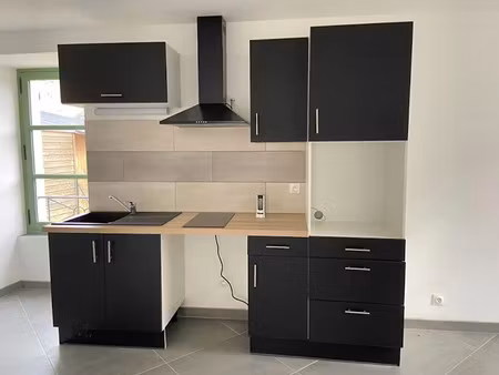 location maison 4 pièces 85.95 m² à huillé (49430)  790 €