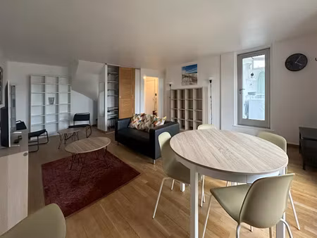 location meublée locaux professionnels 4 pièces 91.21 m² à nanterre (92000)  900 €
