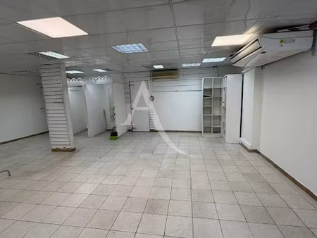location locaux professionnels à fort de france (97200)  1 700 €
