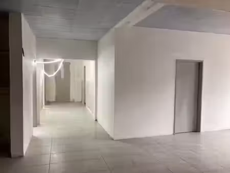 location locaux professionnels 0 pièces à mulhouse (68100)  1 960 €