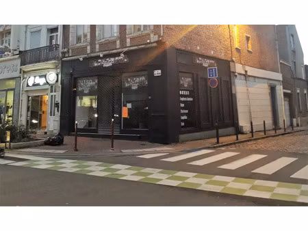 location locaux professionnels 2 pièces à douai (59500)  2 180 €
