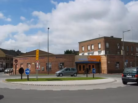 location locaux professionnels 4 pièces 641 m² à douai (59500)  3 900 €