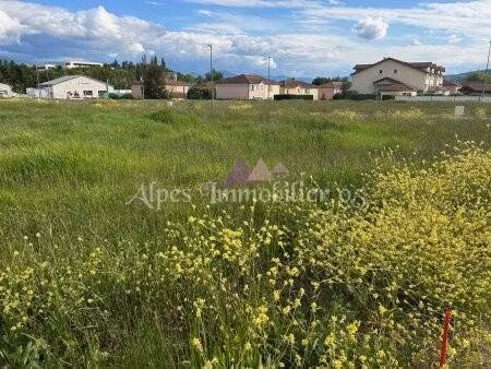 terrain constructible viabilisé à vendre