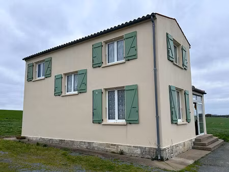 maison 2 chambres et un bureau cire d'aunis