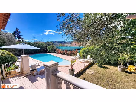 vente maison 4 pièces 132 m² le beausset (83330)