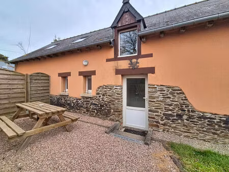 pays de brocéliande sur l'axe dinan /vannes secteur foret et randonnées.