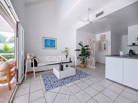en exclusivité maison de ville à vendre avec piscine et jardin sur oyster pond  saint-mart