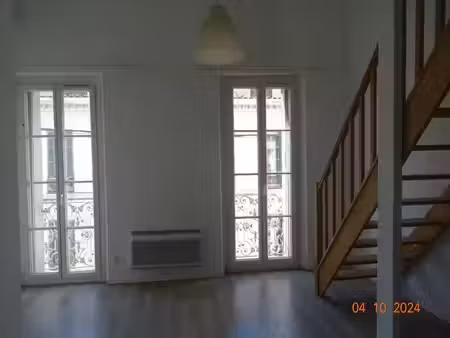 location duplex 3 pièces 43 m² à roquevaire (13360)  696 €