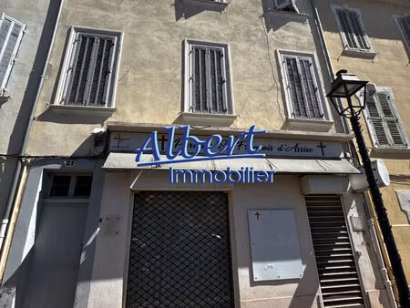 local commercial la seyne sur mer 50.97 m2