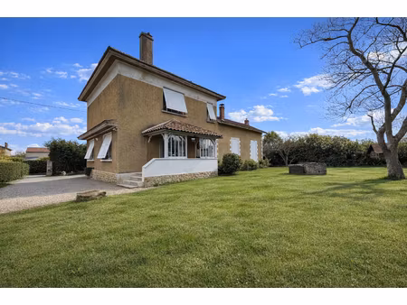 a condezaygues maison familiale proche des commodités