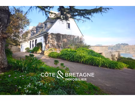 maison vue panoramique sur l'estuaire du trieux  à lezardrie