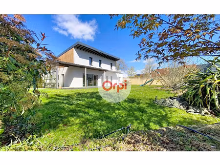 maison nivillac m² t-5 à vendre  569 000 €