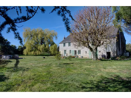 maison 6 pièces 190 m2 à reugny avec grange de 190 m2