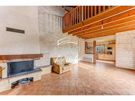 maison saint rustice 5 pièce(s) 145 m2