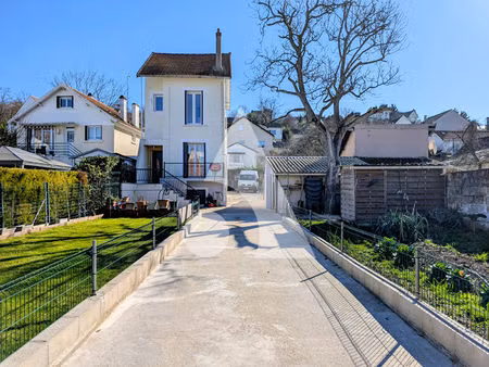 maison familiale avec jardin - 10 min gare