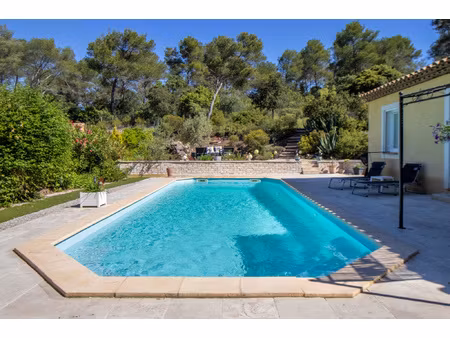 villa avec dépendance  piscine et panorama