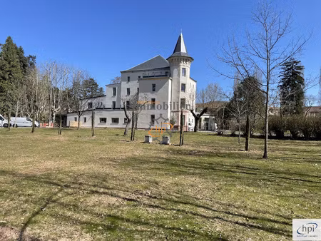 location appartement trois pièces saint affrique  château de