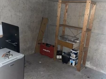 location cave courbevoie