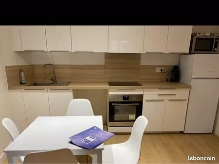 location meublé t3 centre ville de mauguio face mairie