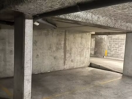 parking la garenne colombes