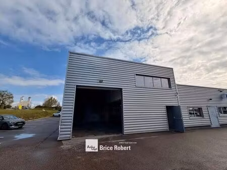 vente local d’activités mornant 69440 132m²