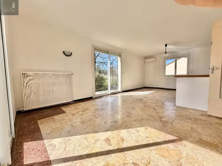 vente maison 6 pièces 141 m² villefranche-de-rouergue (12200)