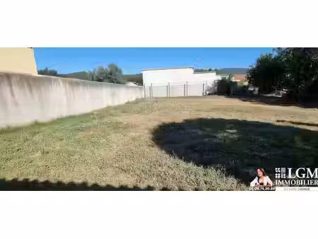 terrain à bâtir 310 m² – calme absolu à 5 min de lambesc