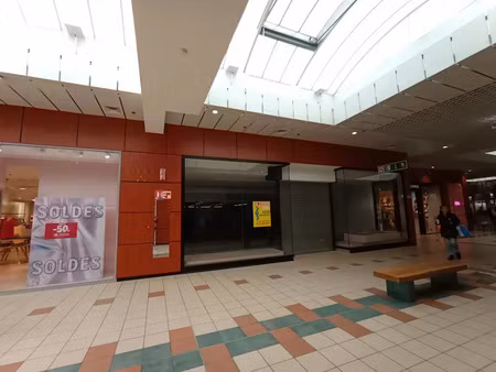 location locaux professionnels 2 pièces 212 m² à vendin-le-vieil (62880)  nan €