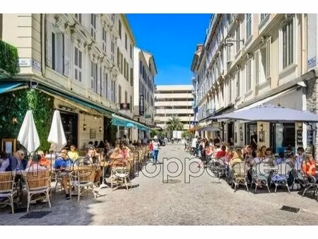 location commerce cannes 06400 108m²