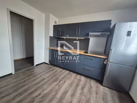 t2 autun dans residence calme