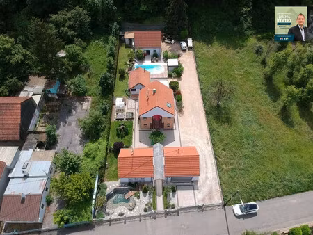 propriété  appartement et dépendances