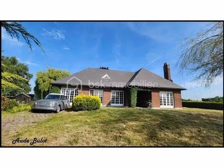 maison individuelle en plain-pied  située sur une magnifique parcelle de 5000 m2