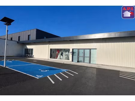 location locaux professionnels 300 m² à pamiers (09100)  3 000 €