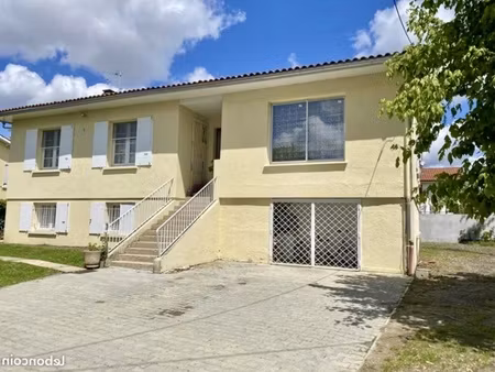 immeuble 10 pièces - 175 m²