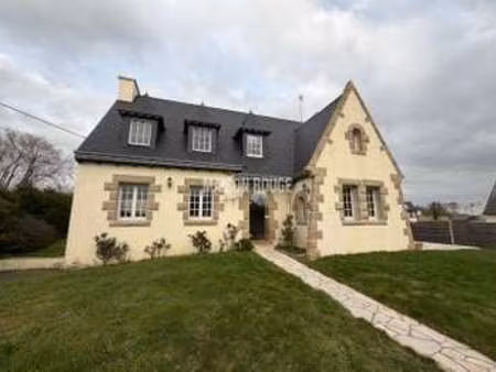 vente maison à lamballe-armor (22400) : à vendre / 136m² lamballe-armor