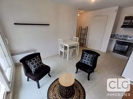 location appartement 2 pièces meublé à quimper (29000) : à louer 2 pièces meublé / 39m² qu