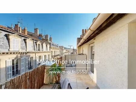 référence : 6558-mco - plein centre un immeuble de rapport comprenant 7 appartements