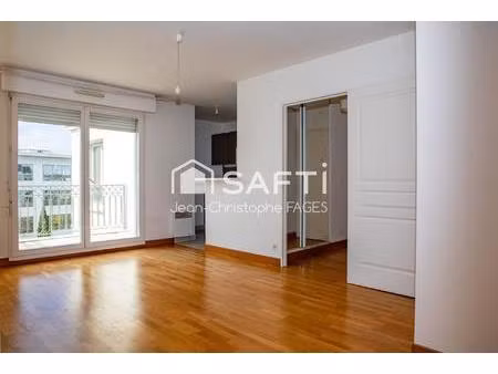 beau f2 avec balcon - parking