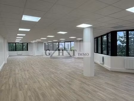 bureaux à louer de 163 m2 sur rosny-sous-bois !