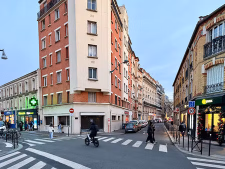 mairie de clichy - local commercial - 450 000€ fai