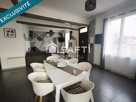 maison d'habitation en trois faces  avec deux logements : un t5 avec quatre chambres  gran