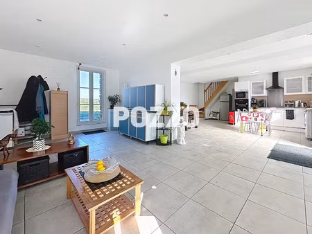 vente maison à saint-james (50240) : à vendre / 153m² saint-james