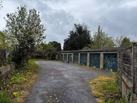 location garage box et parking à nantes (44000) : à louer / 15m² nantes