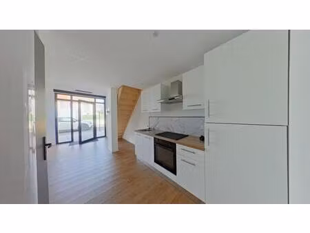 location appartement 3 pièces 41m² valence en poitou 86700