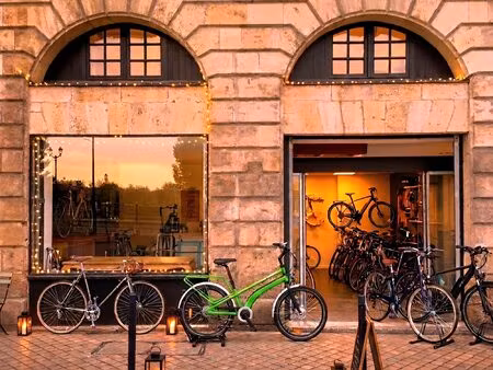 opportunité rare : fonds de commerce + appartement t4 155m²